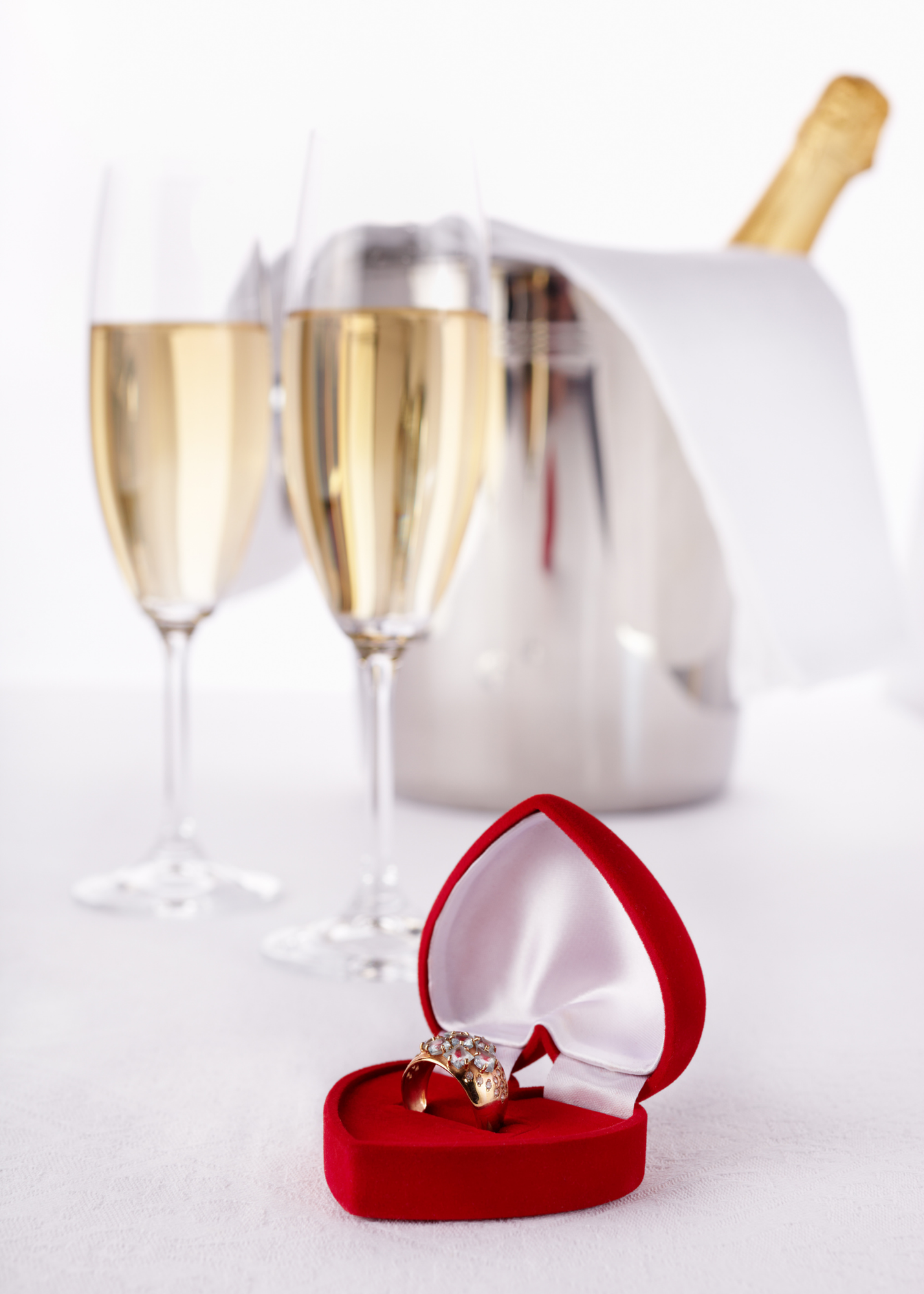 Gepersonaliseerd brievenbuspakketje Verloofd ring champagne